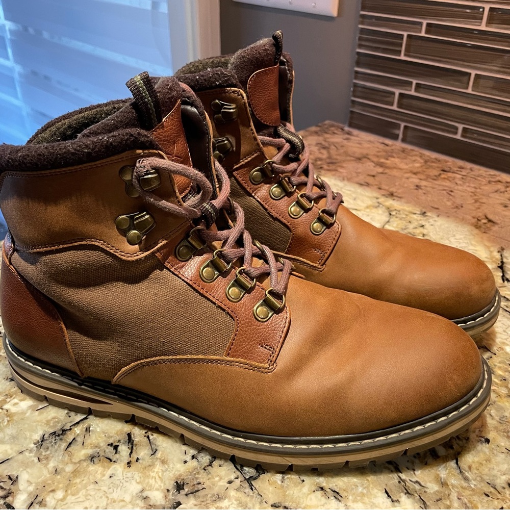 Denver Hayes Men’s Boots Size 13 - Brown